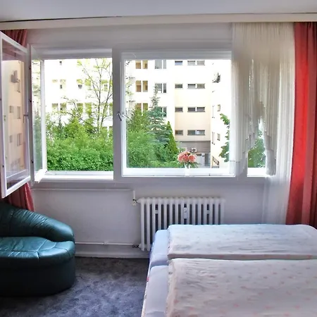 Apartment Ku'damm Mit Parkplatz Berlin