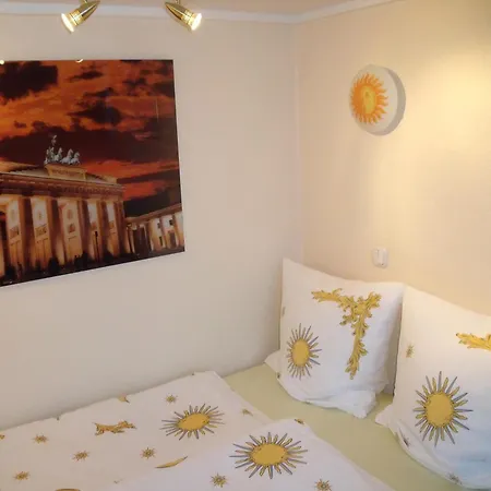 Appartamento Ku'damm Mit Parkplatz Berlino