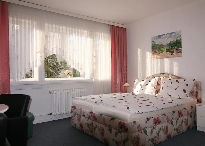 Appartamento Ku'damm Mit Parkplatz