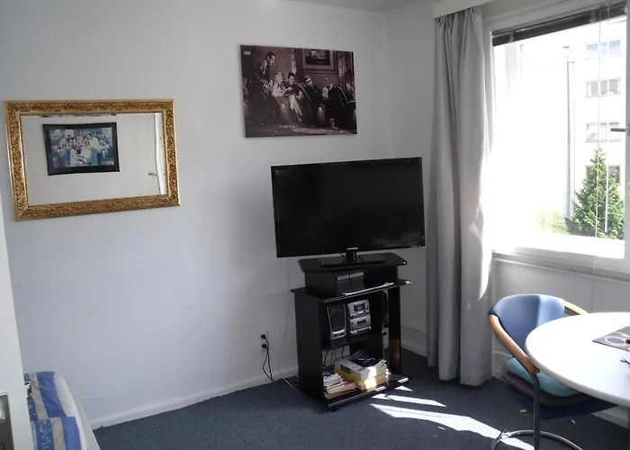 Ku'damm Mit Parkplatz *