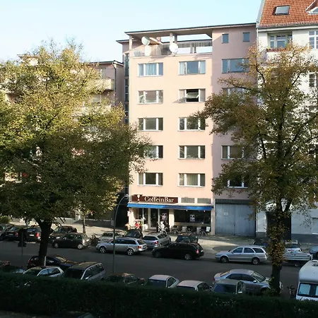 Ku'damm Mit Parkplatz * Берлин